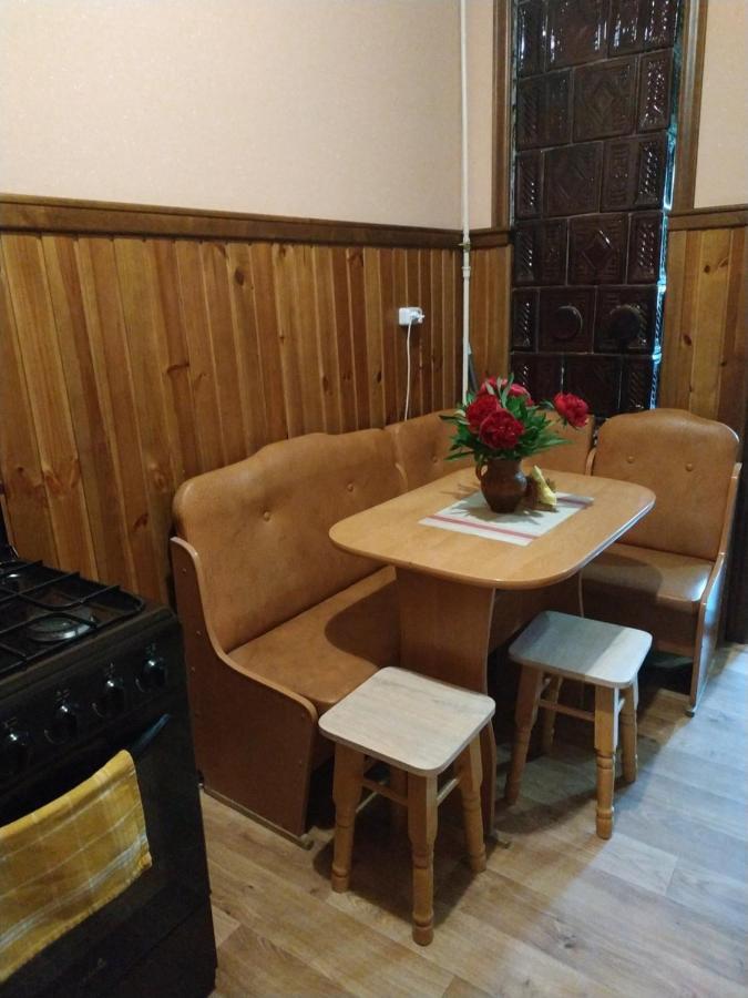 Apartment In The Center Of Old Town Kamjanets-Podilskyi Eksteriør billede